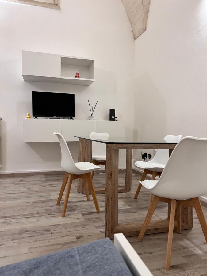 Holiday House Signuria Lecce Exterior foto